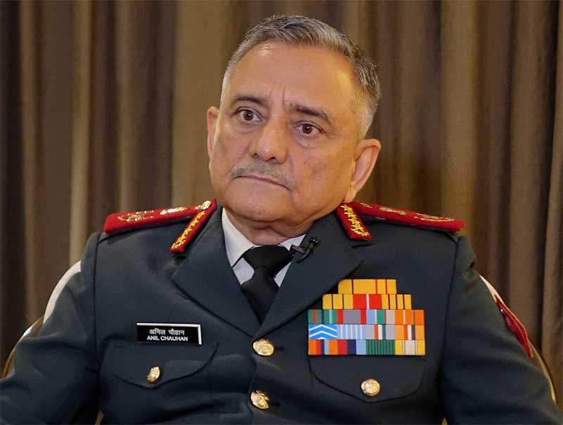 ‘कल के हथियारों से आज की जंग नहीं जीत सकते’, विदेशी टेक्नोलॉजी पर निर्भरता हमें कमजोर बना रही : CDS 'कल के हथियारों से आज की जंग नहीं जीत सकते', विदेशी टेक्नोलॉजी पर निर्भरता हमें कमजोर बना रही : CDS