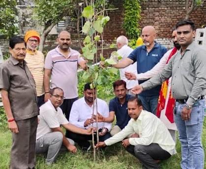 नव प्रयास सेवा संगठन द्वारा आठवां पौधारोपण कार्यक्रम Eighth tree plantation program by Nav Prayas Seva Sansthan