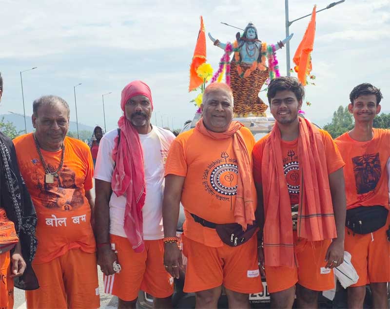 कांवड़ यात्रा: यह सिर्फ एक धार्मिक यात्रा नहीं है, बल्कि यह हमारी संस्कृति, हमारी आस्था और हमारे आपसी सौहार्द का प्रतीक : डॉ. महेंद्र शर्मा कांवड़ यात्रा: यह सिर्फ एक धार्मिक यात्रा नहीं है, बल्कि यह हमारी संस्कृति, हमारी आस्था और हमारे आपसी सौहार्द का प्रतीक : डॉ. महेंद्र शर्मा