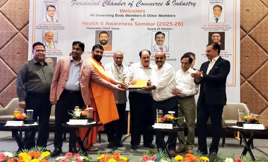 सेमिनार में एकॉर्ड अस्पताल के विशेषज्ञों ने किडनी, डायबिटीज और बीपी के प्रति किया जागरूक In the seminar, experts of Accord Hospital made people aware about kidney, diabetes and BP