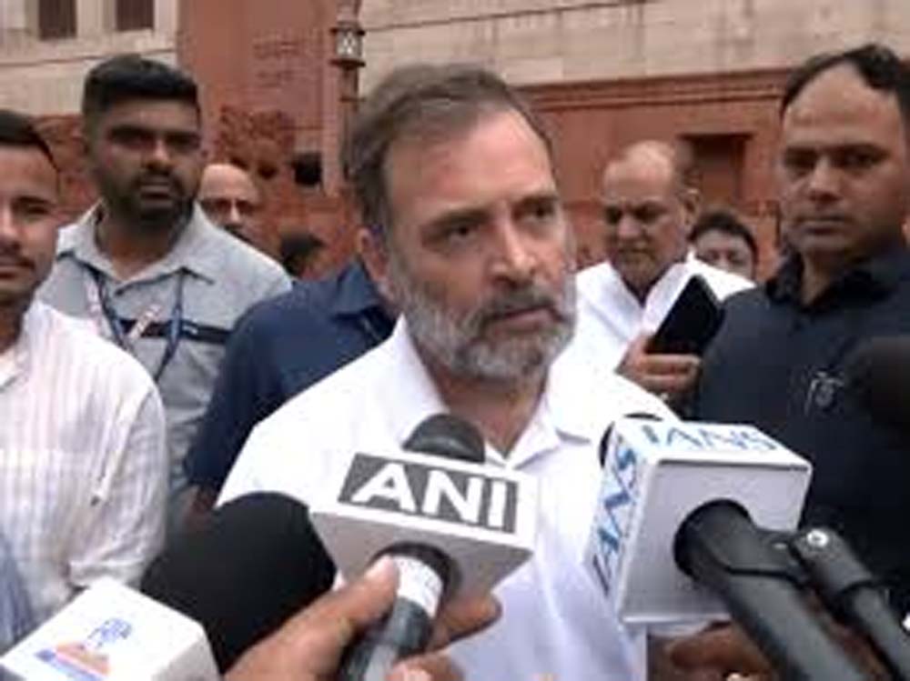 राहुल बोले- ट्रम्प सीजफायर कराने वाले कौन: राहुल, न्होंने 25 बार दावा किया Rahul said- who is the one who got Trump to enforce ceasefire: Rahul, he made this claim 25 times