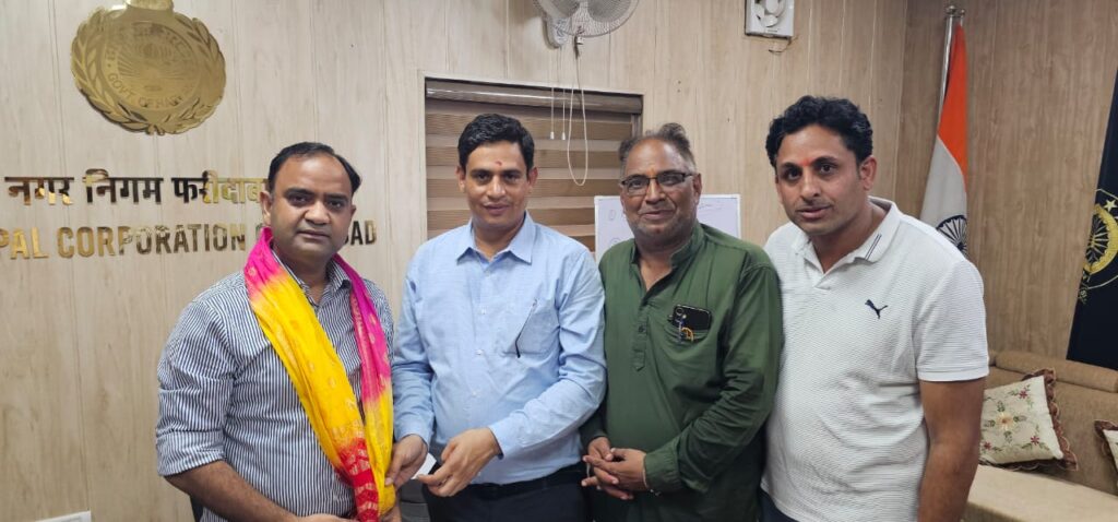 Initiative of social organizations: In the meeting with Municipal Corporation Faridabad Commissioner, discussion was held on cleanliness and greenery of the city