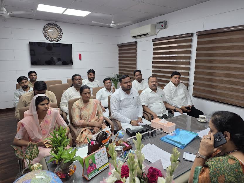 बल्लभगढ़ विधानसभा के पार्षदों संग महापौर प्रवीण जोशी ने की बैठक Mayor Praveen Joshi held a meeting with the councilors of Ballabhgarh assembly