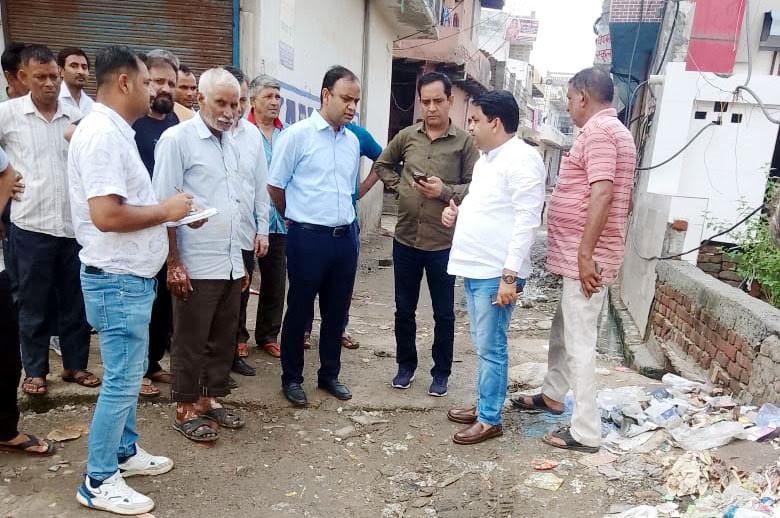 बल्लभगढ़ सेक्टर-25 चुंगी से लेकर सेक्टर-56 तक बनेगी स्मार्ट रोड : धीरेंद्र खडग़टा Smart road will be built from Ballabhgarh Sector-25 Chungi to Sector-56: Dhirendra Khadgata