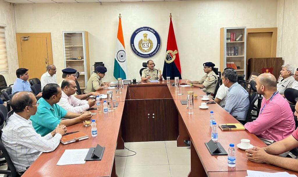 बैंक, पेट्रोल पम्प व ज्वेलर्स शॉप लगाएं अच्छे विजन के कैमरे : सतेंद्र गुप्ता Banks, petrol pumps and jewelers shops should install cameras with good vision: Satendra Gupta