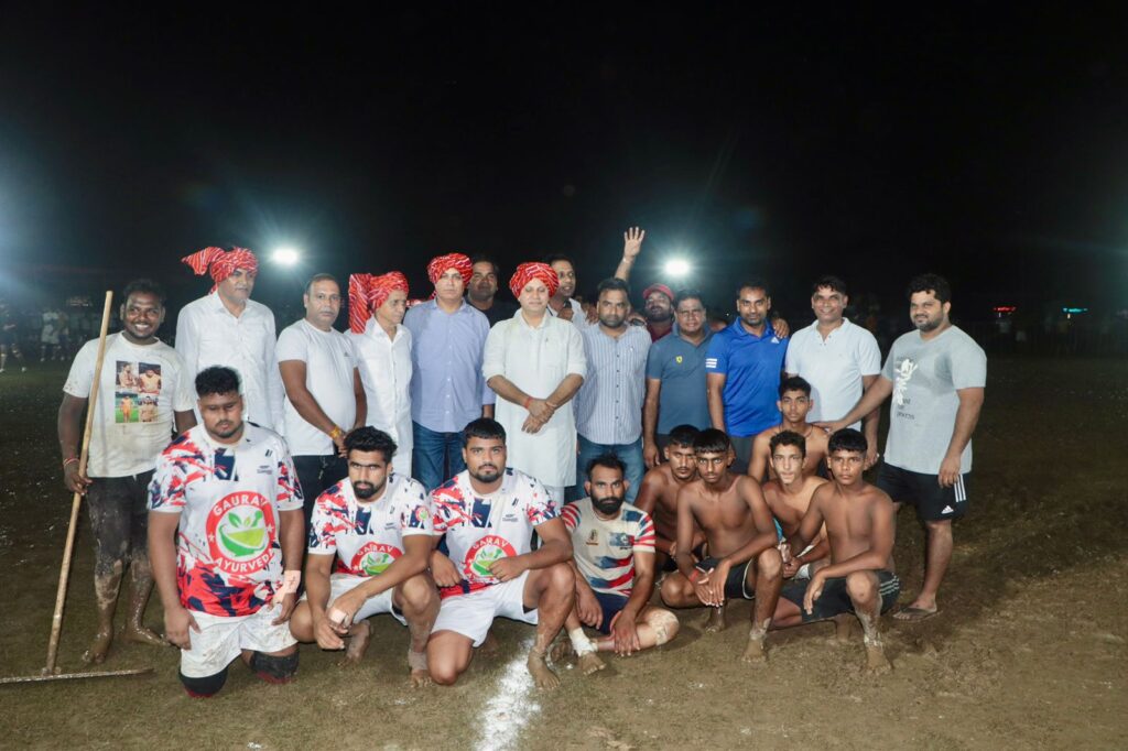 अपने प्राणों की आहुतियां देकर हमारे पूर्वजों ने आजादी दिलवाई: विजय प्रताप Our ancestors sacrificed their lives to get us freedom: Vijay Pratap