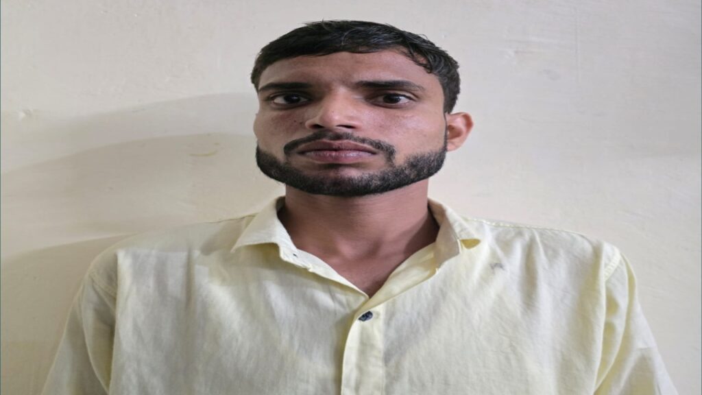 घर पर कब्जा करने और मारपिटाई करने के मामले में एक आरोपी गिरफ्तार One accused arrested in case of house occupation and assault