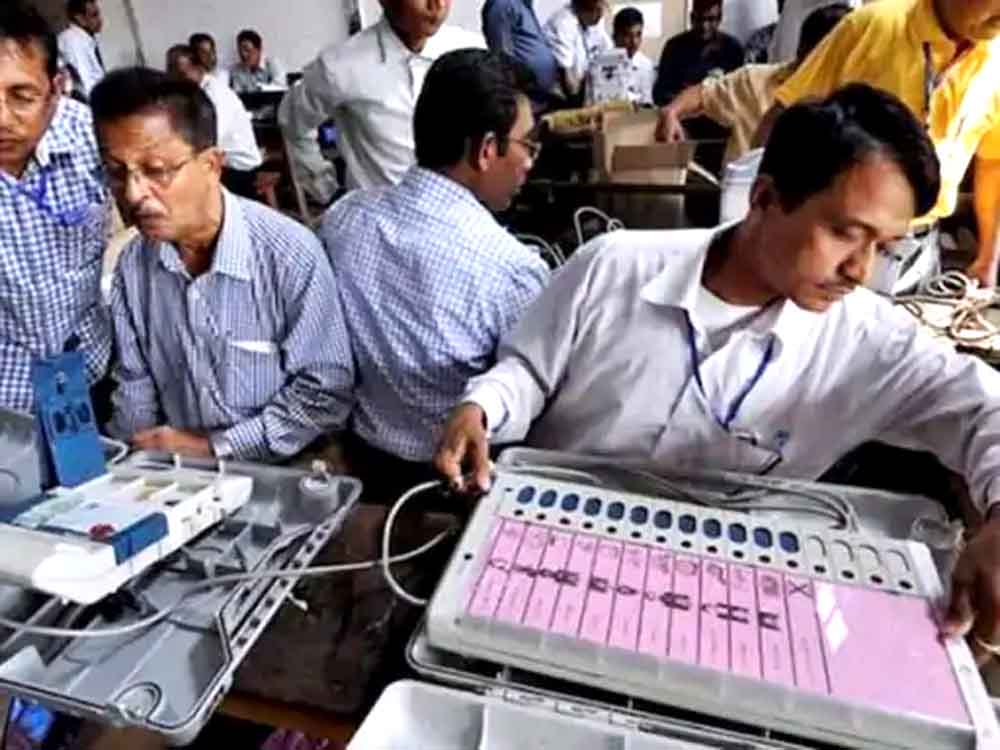 बिहार चुनाव से वोटों की गिनती का नया सिस्टम:जब तक सभी पोस्टल बैलट न गिने जाएं New vote counting system for Bihar elections: Until all postal ballots are counted