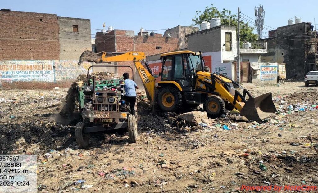 घर और आस-पड़ोस की सफाई में नागरिकों की सक्रिय भागीदारी जरूरी : विक्रम सिंह Active participation of citizens is necessary in cleaning homes and neighbourhoods: Vikram Singh