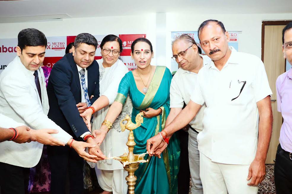 शिक्षक केवल ज्ञान दाता नहीं बल्कि समाज का निर्माता भी होता है : सीमा त्रिखा A teacher is not only a knowledge provider but also a creator of society: Seema Trikha