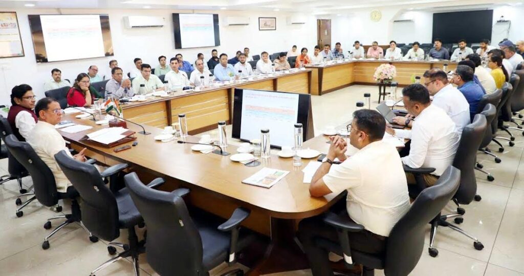 खरीफ फसल की खरीद के लिए मंत्री राजेश नागर ने की बैठक Minister Rajesh Nagar held a meeting for the purchase of Kharif crop