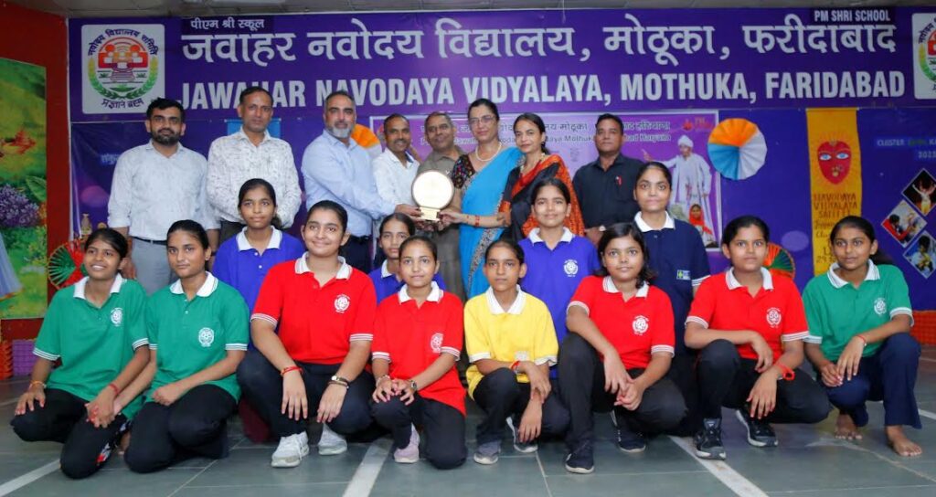 जेएनवी मोठूका में हुआ दो दिवसीय संकुल स्तरीय कला उत्सव का आयोजन Two day cluster level art festival organized in JNV Mothuka