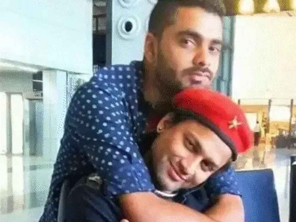 जुबीन गर्ग की मौत- पांचों आरोपी न्यायिक हिरासत में:कोर्ट बोला- जहां कैदी कम हों Zubeen Garg's death - all five accused in judicial custody: Court said - where there are fewer prisoners