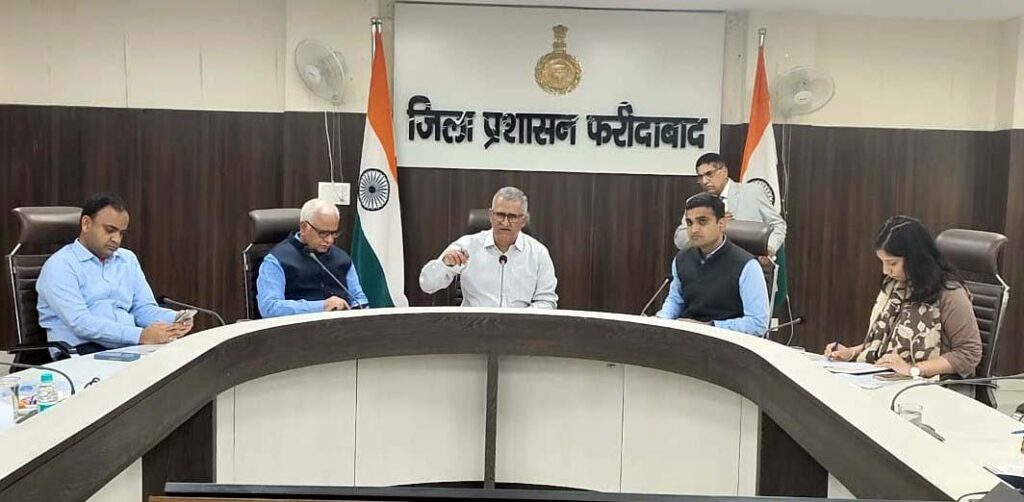 फरीदाबाद में शहरी ढांचे को नया आयाम देंगे कन्वेंशन सेंटर और बस डिपो प्रोजेक्ट : डी.एस ढेसी Convention Centre and Bus Depot Projects will give a new dimension to the urban infrastructure of Faridabad: D.S. Dhesi