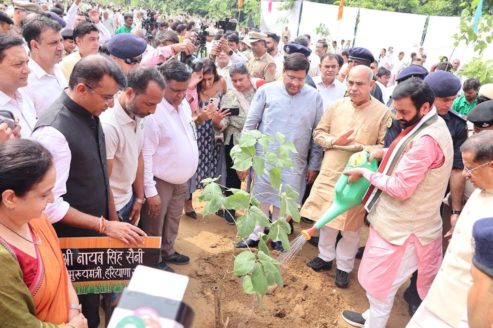 हरियाणा को हरा-भरा, स्वच्छ और समृद्ध बनाने के लिए सरकार कटिबद्ध : नायब सिंह सैनी Government committed to make Haryana green, clean and prosperous: Nayab Singh Saini