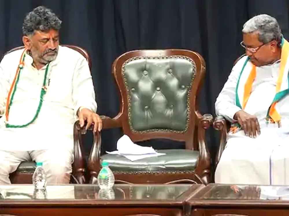 कर्नाटक मुख्यमंत्री विवाद- गृहमंत्री जी परमेश्वर का शिवकुमार को समर्थन Karnataka Chief Minister controversy: Home Minister G Parameshwara supports Shivakumar