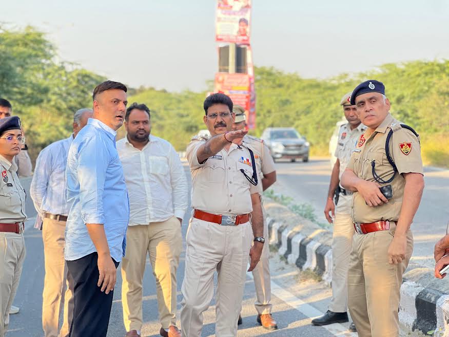 श्री बागेश्वर धाम सरकार की यात्रा के मद्देनजर पुलिस पूरी तरह अलर्ट : राजेश दुग्गल Police on full alert in view of Shri Bageshwar Dham Sarkar's visit: Rajesh Duggal