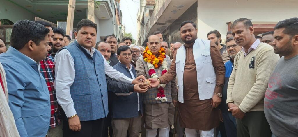 बल्लभगढ़ में विकास कार्य हेतु 42 लाख से बनेगी मुरारी बिहार की गलियां: मूलचंद शर्मा Murari Bihari streets will be constructed for development work in Ballabhgarh at a cost of Rs 42 lakh: Moolchand Sharma