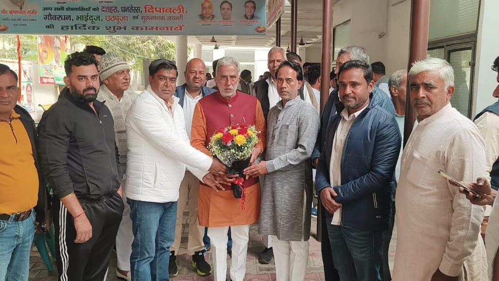 दूरसंचार मंत्रालय का सदस्य बनाने पर मनोज भड़ाना ने मंत्री कृष्णपाल गुर्जर का आभार जताया Manoj Bhadana expressed his gratitude to Minister Krishan Pal Gurjar for making him a member of the Ministry of Telecommunications.
