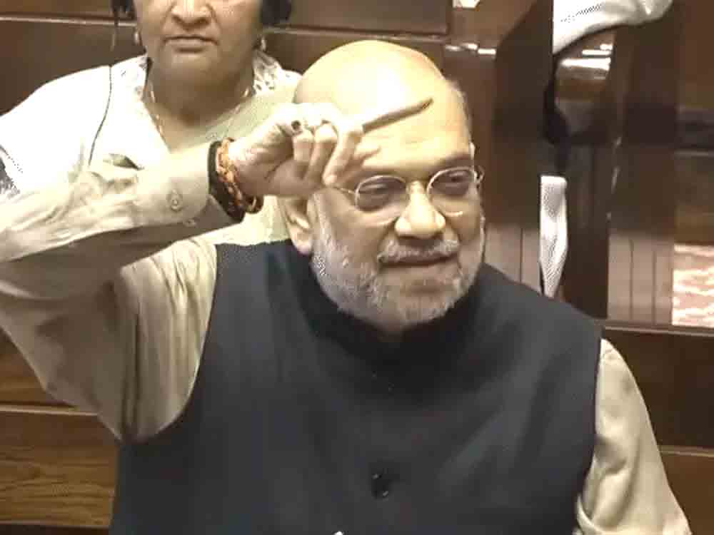 शाह बोले-वंदे मातरम् का विरोध गांधी परिवार के खून में Shah said that opposition to Vande Mataram is in the blood of the Gandhi family.