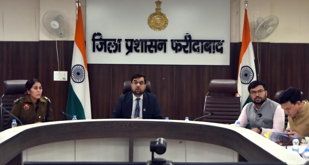 प्रत्येक विभाग अपने लंबित मामलों की प्रगति की नियमित करें समीक्षा : डीसी आयुष सिन्हा Every department should regularly review the progress of its pending cases: DC Ayush Sinha
