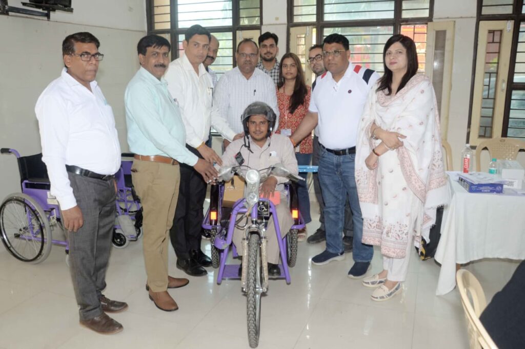 District Red Cross Society Faridabad distributed artificial limbs and assistive devices to the disabled and senior citizens.