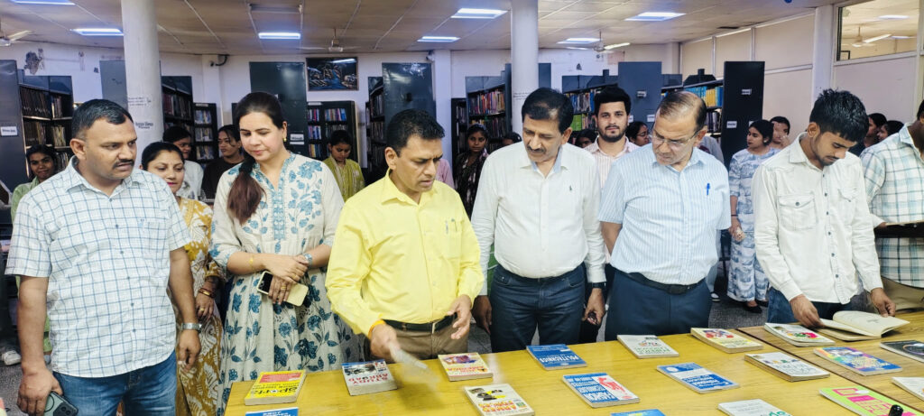 A grand celebration was organised at Lala Ratan Singh Gupta Memorial Library on World Book Day.