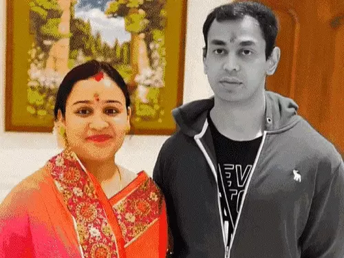अखिलेश यादव के भाई प्रतीक का निधन:अस्पताल पहुंचने से पहले ही सांसें थमीं Akhilesh Yadav's Brother Prateek Passes Away: Breathed His Last Before Reaching the Hospital