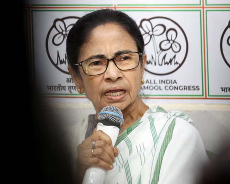 ममता बनर्जी ने सोशल मीडिया प्रोफाइल बदला Mamata Banerjee changed her social media profile