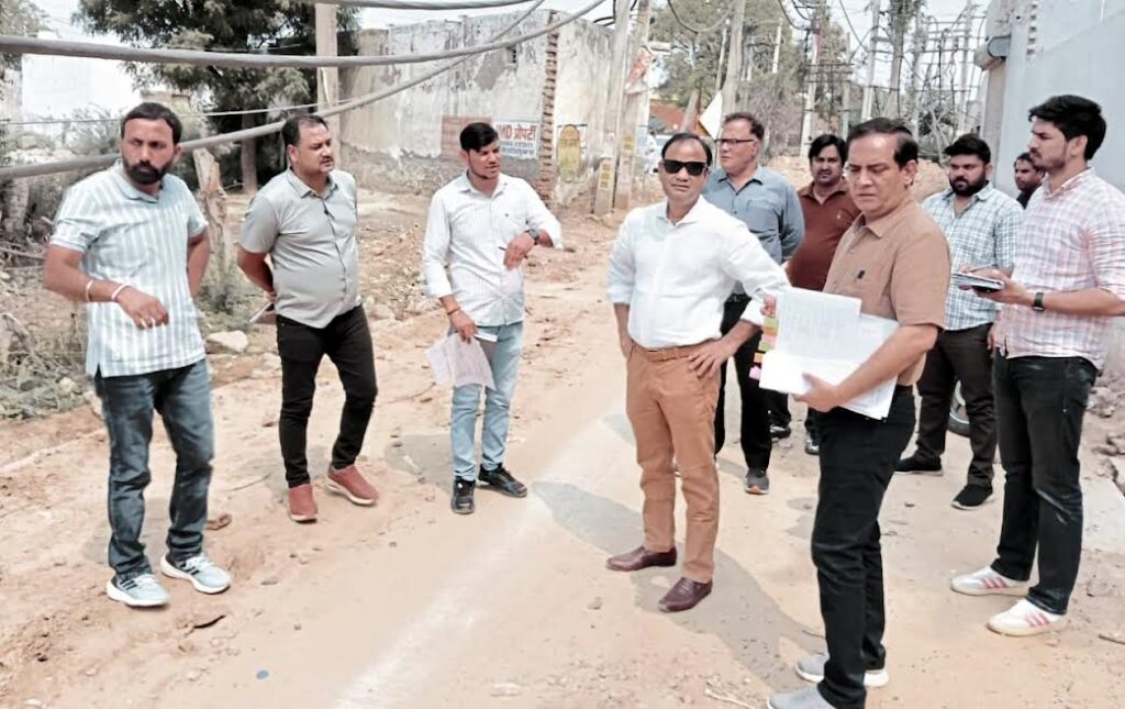 Corporation Commissioner Dhirendra Khadgata visited Division One.