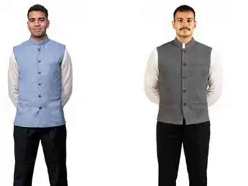 भारतीय फौज ने उतारे गुलामी के दौर के निशान:अब परेड में रिव्यूइंग अफसर तलवार नहीं रखेगा Indian Army sheds symbols of the colonial era: Reviewing officer will no longer carry a sword during parades.