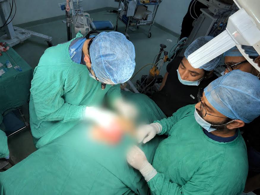 ईएसआईसी अस्पताल ने सफलतापूर्वक की मिनिमली इनवेसिव थोराकोस्कोपिक सर्जरी ESIC Hospital successfully performs minimally invasive thoracoscopic surgery