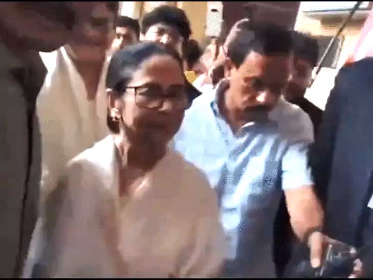 ममता जो सीट हारीं, वहां EVM-VVPAT सुरक्षित रखने का आदेश Order issued to secure EVMs and VVPATs for the seat Mamata lost.