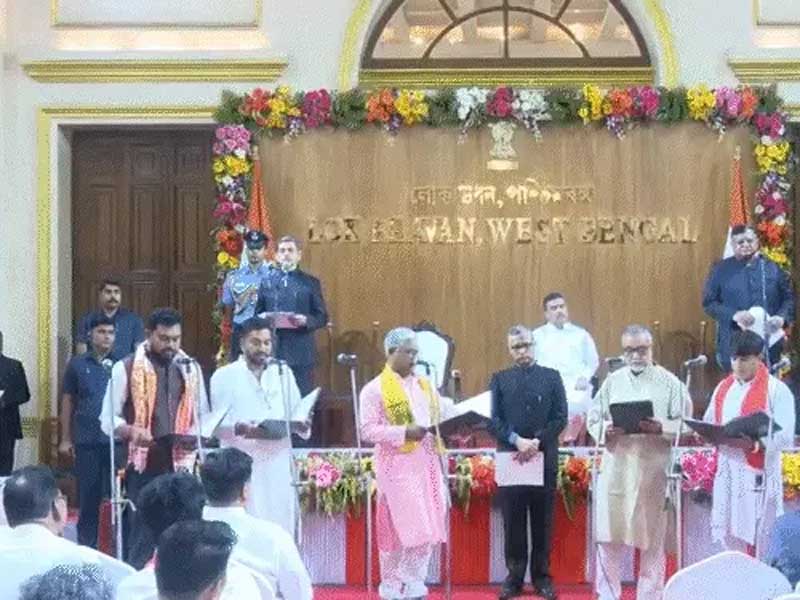 पश्चिम बंगाल में कैबिनेट विस्तार, 35 मंत्रियों ने शपथ ली Cabinet expansion in West Bengal, 35 ministers take oath