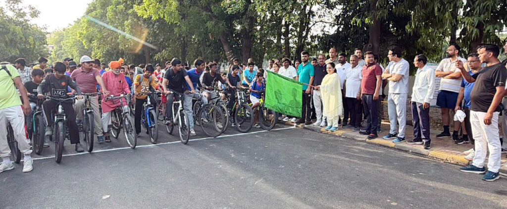 साइक्लिंग विकसित भारत के निर्माण में महत्वपूर्ण कदम : प्रवीण जोशी Cycling is a significant step towards building a developed India: Pravin Joshi