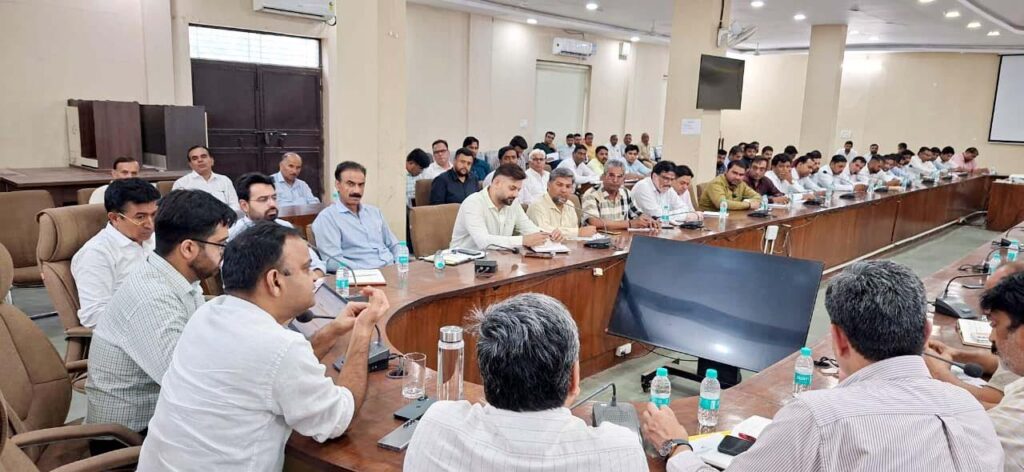 Special cleanliness drive to be launched to make the city clean, beautiful, and green: Dhirendra Khadgata