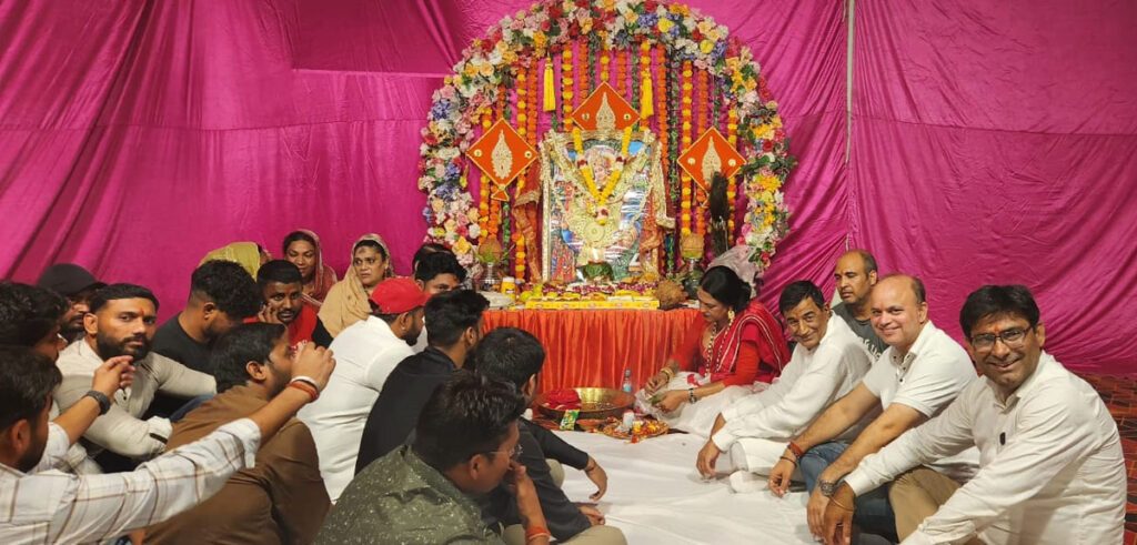 ओल्ड फरीदाबाद में किन्नर समाज द्वारा कुल देवी "मुर्गे वाली देवी" की भव्य पूजा-अर्चना संपन्न