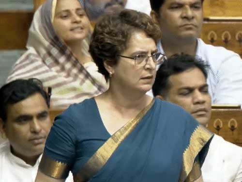 प्रियंका का प्रह्लाद जोशी पर कमेंट, संसद में हंगामा Priyanka's comment on Pralhad Joshi sparks uproar in Parliament.