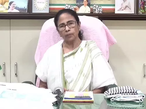 ममता बोलीं- मुझे रोकना है तो मारना पड़ेगा:गद्दारी की भी सीमा होती है Mamata said—"If you want to stop me, you'll have to kill me: there is a limit to treachery."