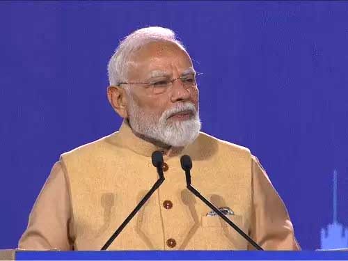 मोदी ने मेलबर्न में 30 हजार भारतीयों को संबोधित किया Modi addressed 30,000 Indians in Melbourne.