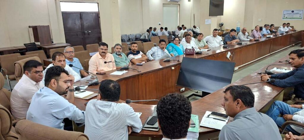 ग्रेटर फरीदाबाद की प्लॉटेड कॉलोनियों को हैंडओवर करने की प्रक्रिया तेज Process of handing over plotted colonies in Greater Faridabad accelerated.