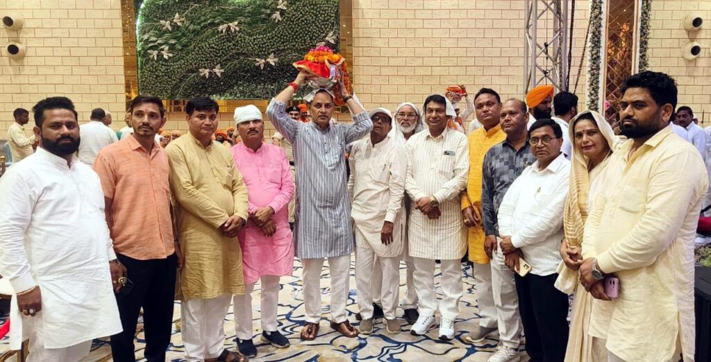 गुरु रविदास महाराज के आदर्शाे एवं शिक्षाओं को जीवन में अपनाएं : सोहनपाल सिंह Embrace the ideals and teachings of Guru Ravidas Maharaj in your life: Sohanpal Singh