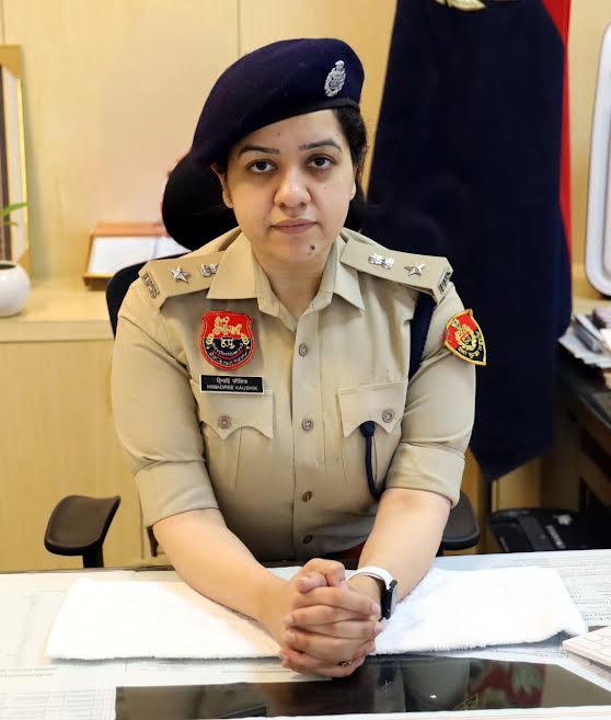 डिजिटल अरेस्ट जैसी कोई कानूनी प्रक्रिया नहीं, साइबर ठगों के झांसे में न आएं : हिमाद्री कौशिक There is no legal process known as 'digital arrest'; do not fall prey to cyber fraudsters: Himadri Kaushik.