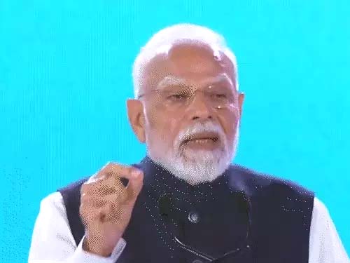 PM मोदी बोले- भारत ने दुनिया को सस्ती दवाएं-टैलेंट दिया PM Modi said—India has given affordable medicines and talent to the world.