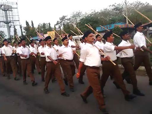 मद्रास हाईकोर्ट ने कहा-तमिलनाडु सरकार लोगों को दुश्मन समझ रही Madras High Court says Tamil Nadu government is treating people as enemies.