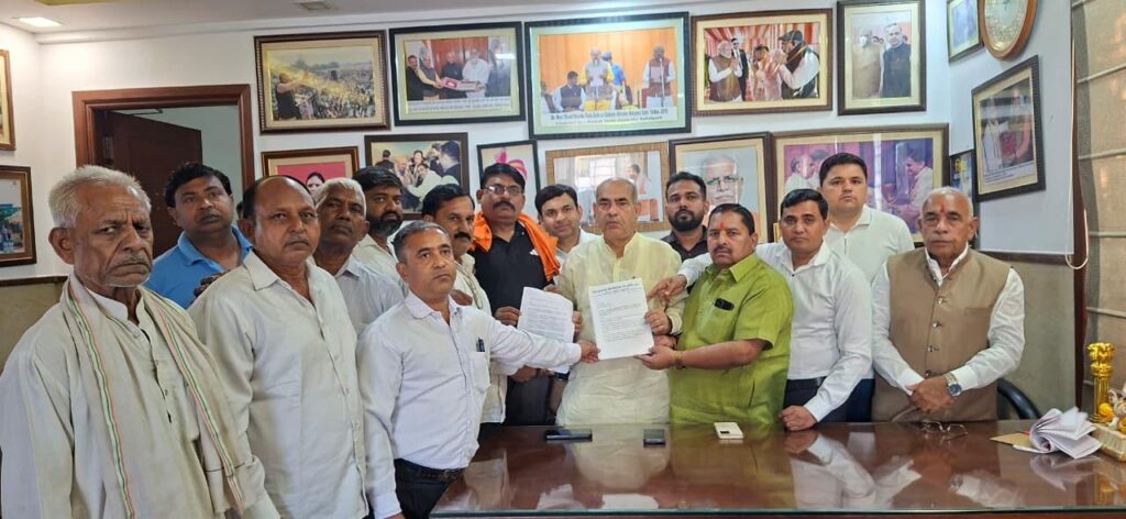 Sector-64 intersection to be named after Martyr Gulab Singh Saini; statue to be installed: Moolchand Sharma